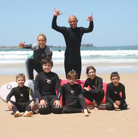 旅馆 佩尼切冲浪之家旅舍 *