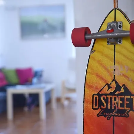 佩尼切冲浪之家旅舍 旅馆 *